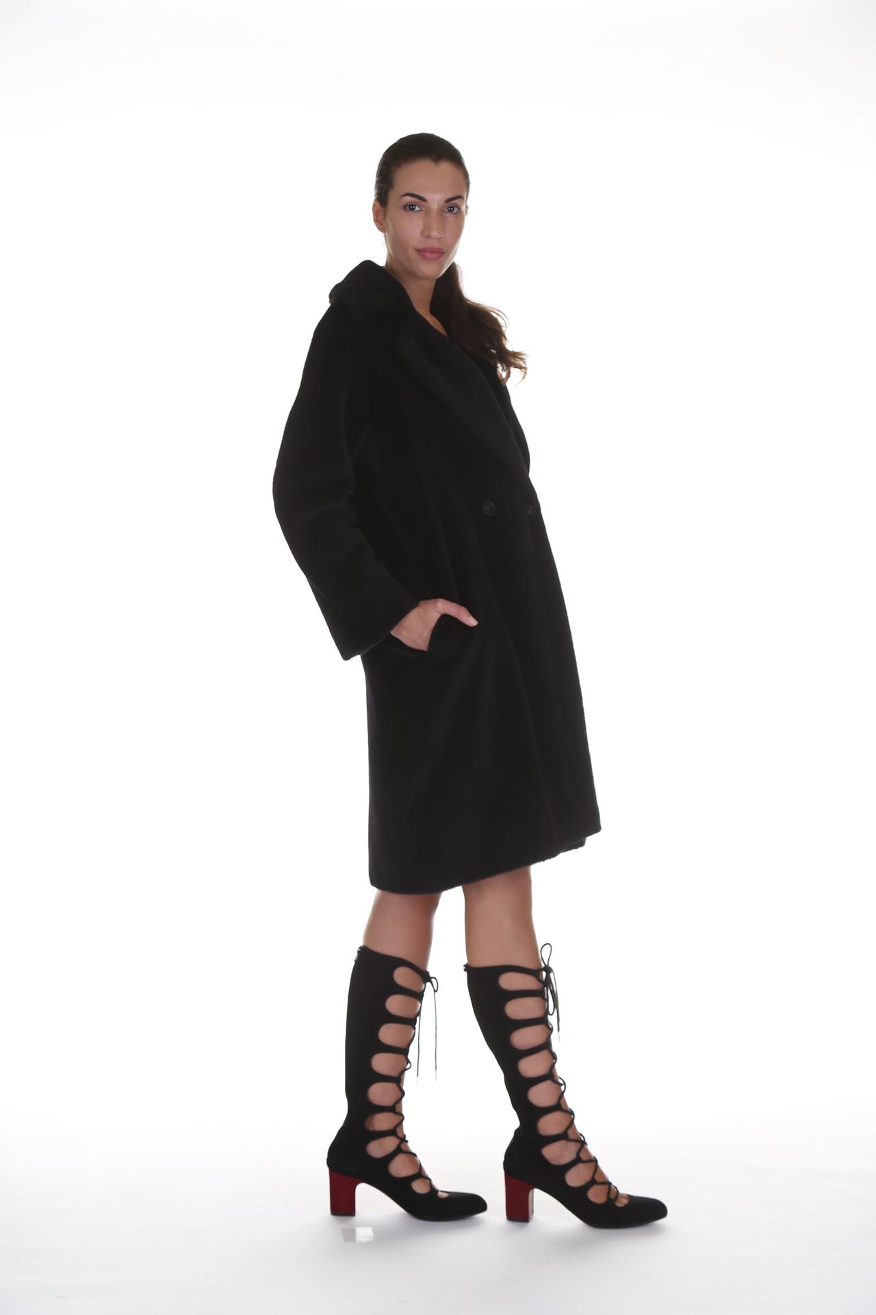 Marella, Coat